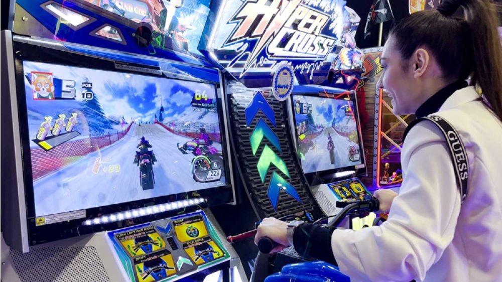 Hyper Cross user experience