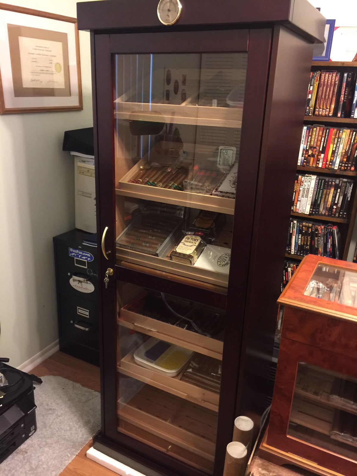 Barbatus 2000 cigar storage cherry wood humidor cabinet for premium cigar organization