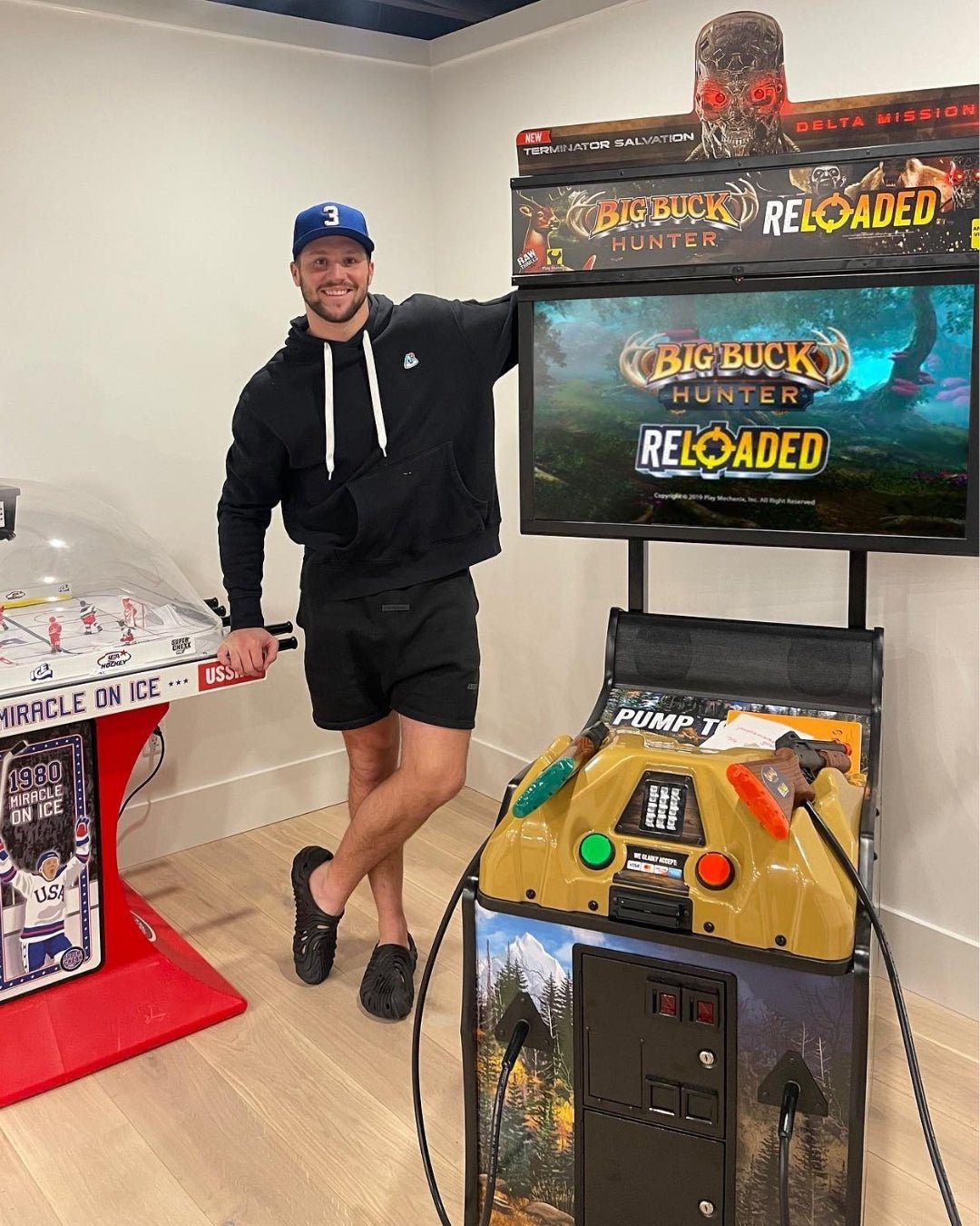 Big Buck Hunter Reloaded Panorama – 2 - Player HD Hunting Arcade with Online Tournaments by Raw Thrills - Arcade