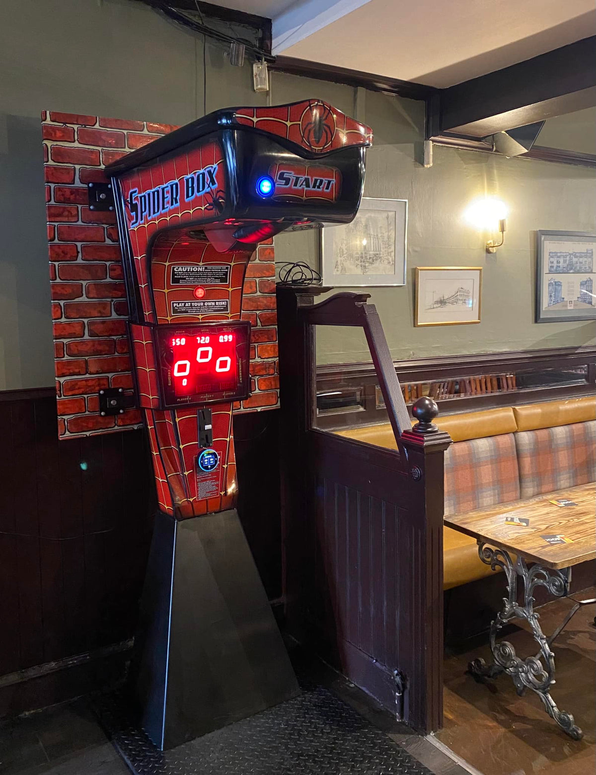 Boxer Spider compact boxing machine with space-saving design and optional wall-mount setup.