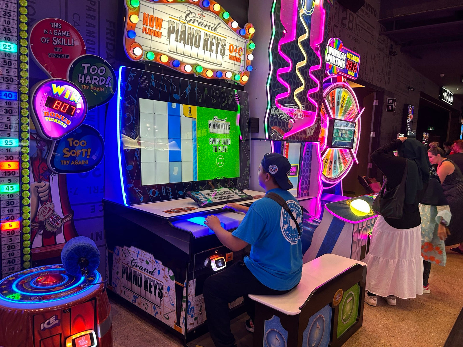 Grand Piano Keys Arcade Machine | Musical Skill - Based Ticket Redemption Game by Bay Tek Entertainment - Video Game Arcade