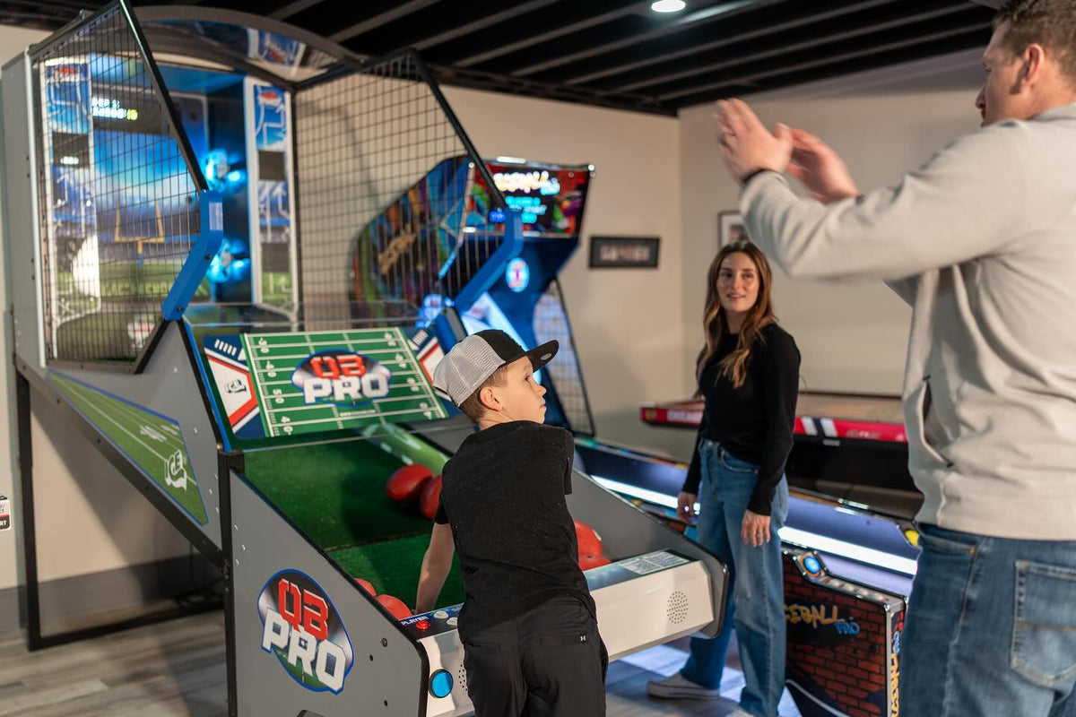 Home Quarterback Pro Football Arcade Game with 4-player quarterback challenge, pop-out targets, and QBR leaderboard by ICE Games.