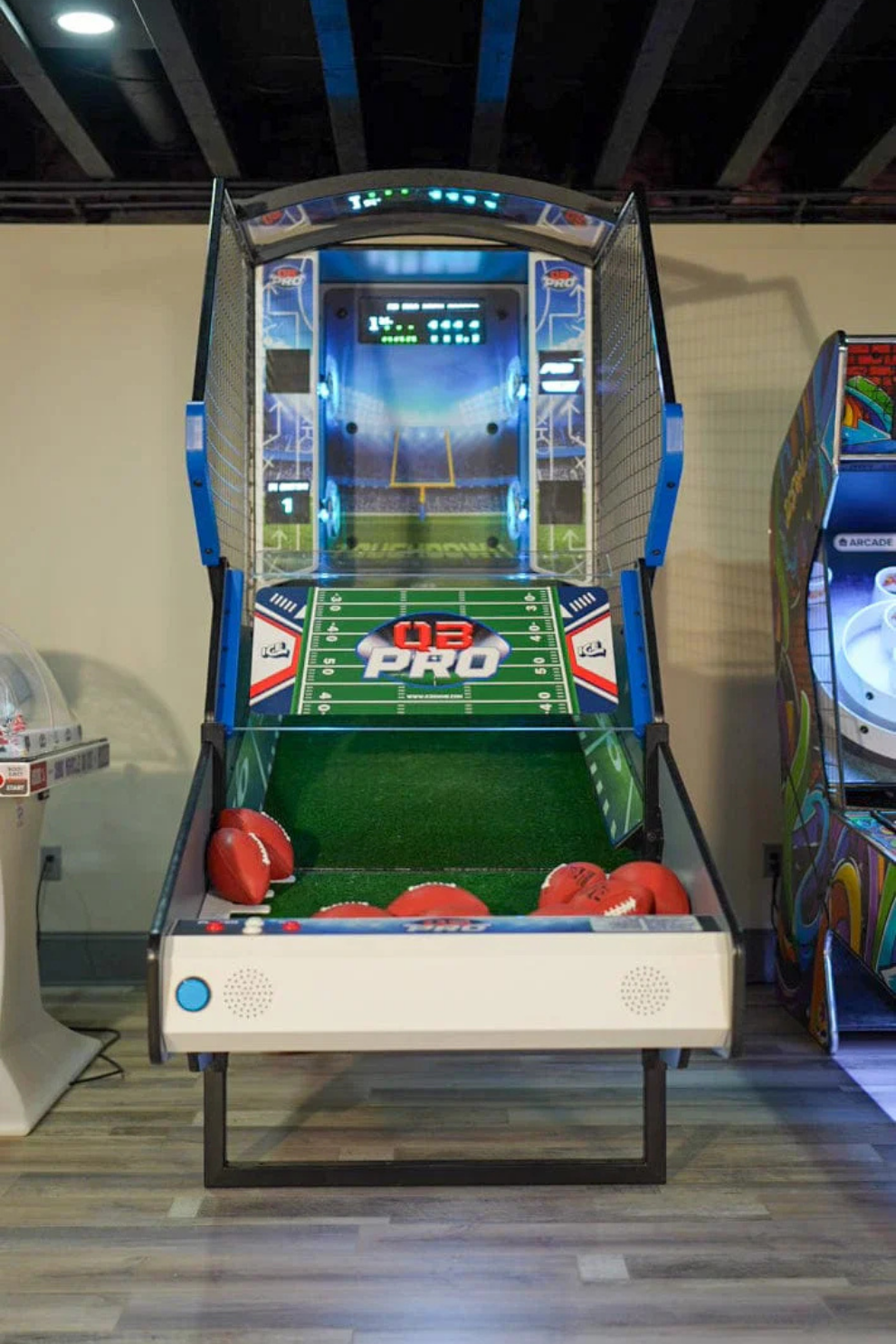 Home Quarterback Pro Football Arcade Game with 4-player quarterback challenge, pop-out targets, and QBR leaderboard by ICE Games.