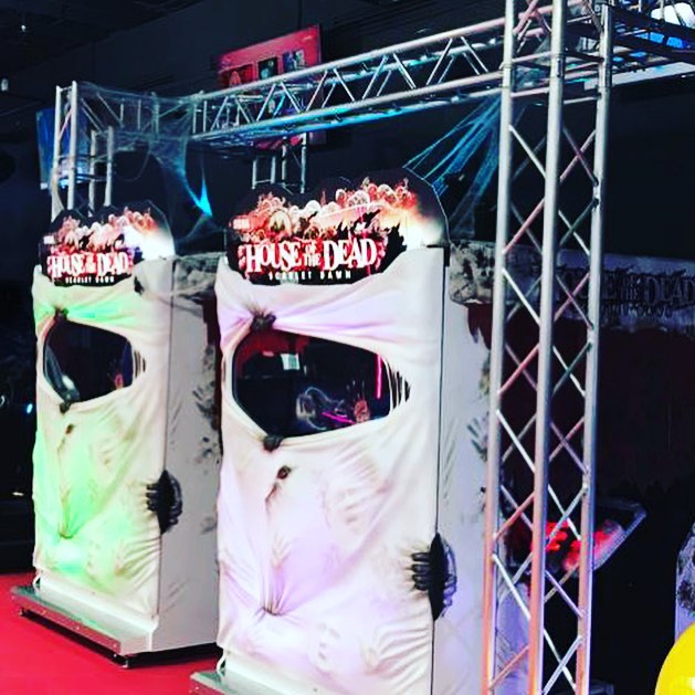 House of the Dead Scarlet Dawn SDLX super deluxe horror shooting arcade game with immersive gameplay.