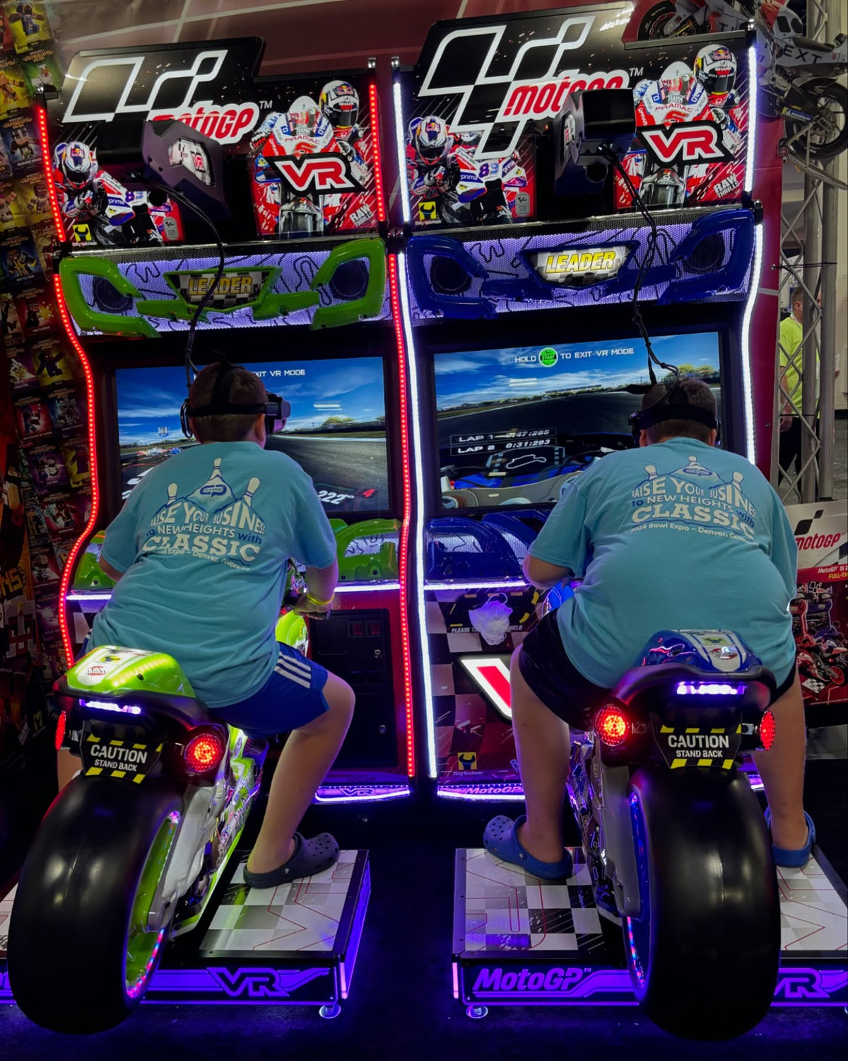 MotoGP VR arcade machine with 360° virtual reality motorcycle racing, official tracks, and HP Reverb G2 headset.