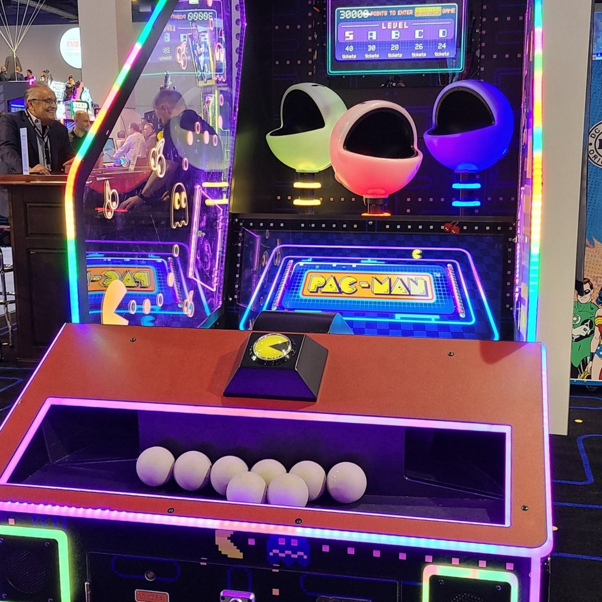 Namco Pac-Man Power Pellets arcade game with ball-throwing skill play, interactive LED playfield, and Power Pellet bonus mode.
